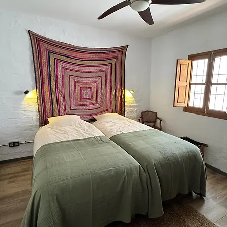 Casa Maroto - Boutique In Het Hart Comares, Rooftop Terras, Uitzicht Op Zee En Bergen, Gratis Wifi Comares