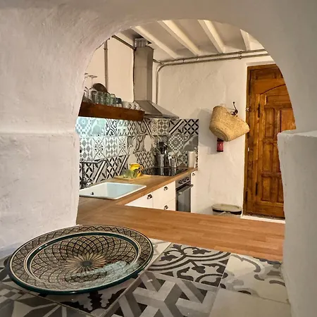 Casa Maroto - Boutique In Het Hart Comares, Rooftop Terras, Uitzicht Op Zee En Bergen, Gratis Wifi Tatil Evi Comares