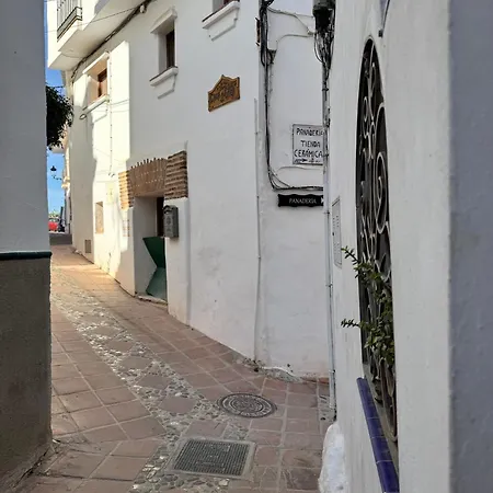 Casa Maroto - Boutique In Het Hart Comares, Rooftop Terras, Uitzicht Op Zee En Bergen, Gratis Wifi Tatil Evi Comares