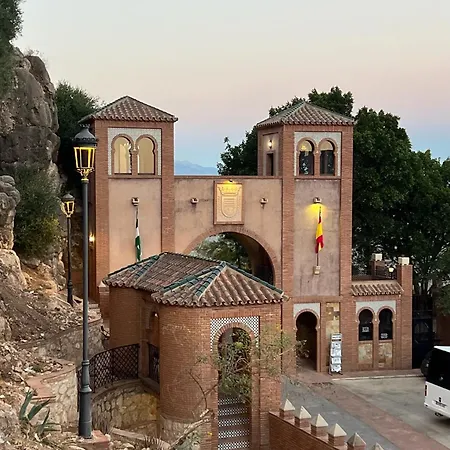 Tatil Evi Casa Maroto - Boutique In Het Hart Comares, Rooftop Terras, Uitzicht Op Zee En Bergen, Gratis Wifi Comares