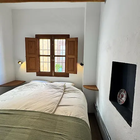 Casa Maroto - Boutique In Het Hart Comares, Rooftop Terras, Uitzicht Op Zee En Bergen, Gratis Wifi Comares